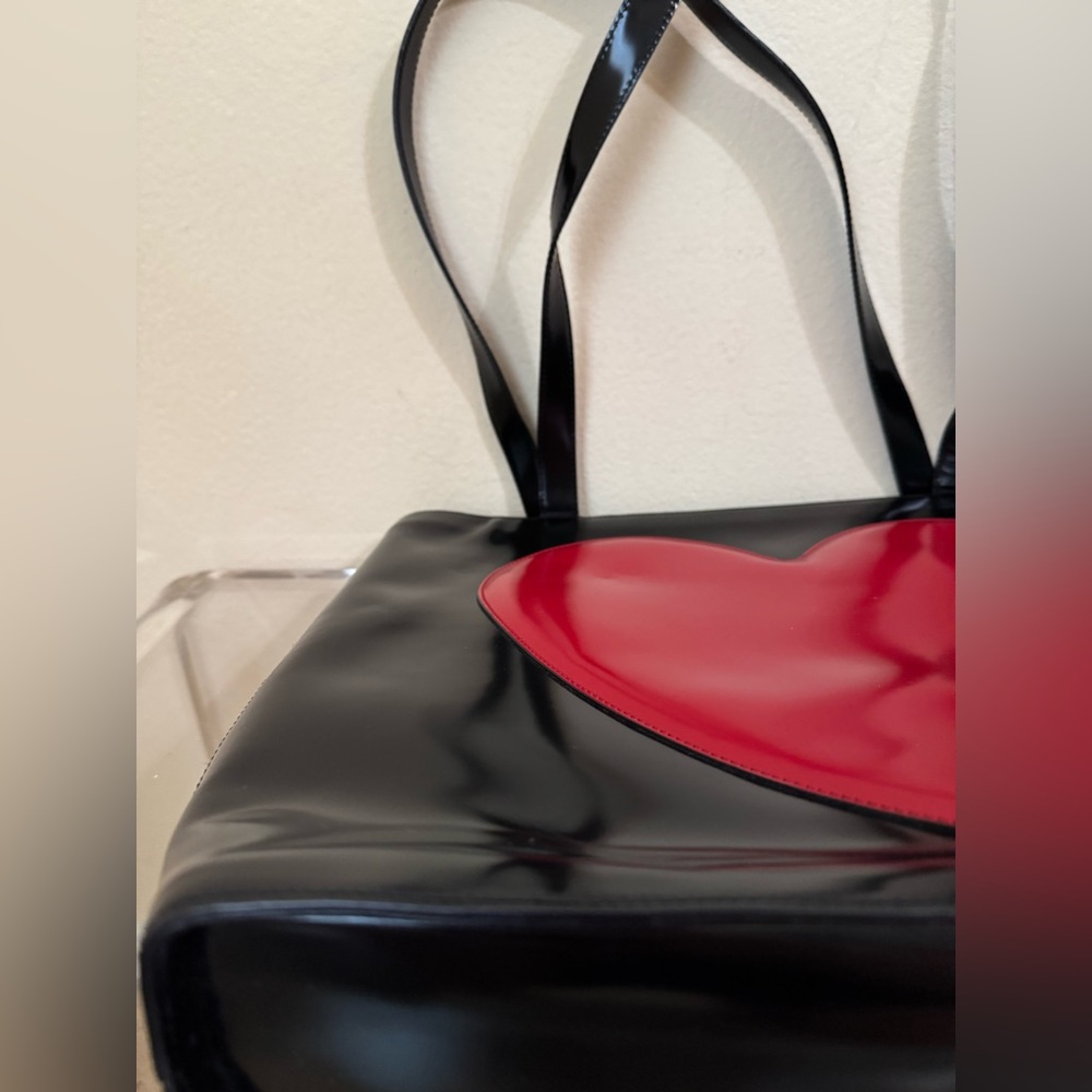 Moschino Heart Tote Bag Leather Black Red - Picture 3 of 12